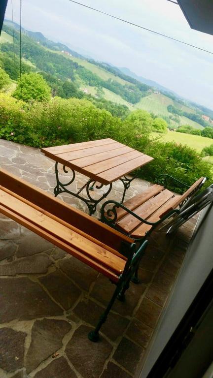 Apartamento Steirer Haus Gamlitz Exterior foto